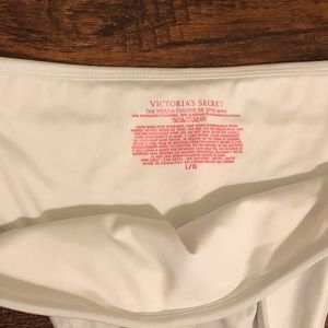 Victoria's Secret Swim - VS Itsy bikini bottoms Victoria's Secret Swim - VS Itsy bikini bottoms